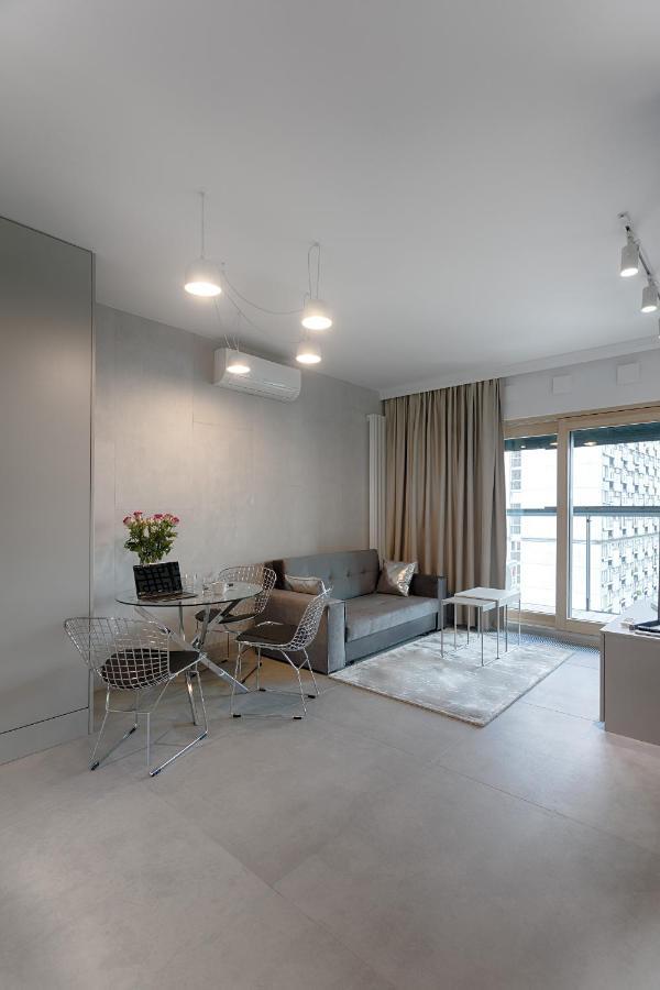 Mennica Residence Luxury Location Варшава Экстерьер фото